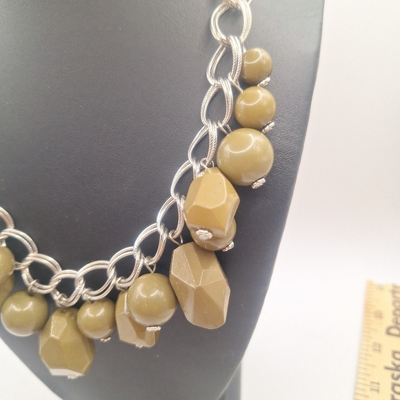 Paparazzi Necklace/Earring Set Green - Picture 2 of 6